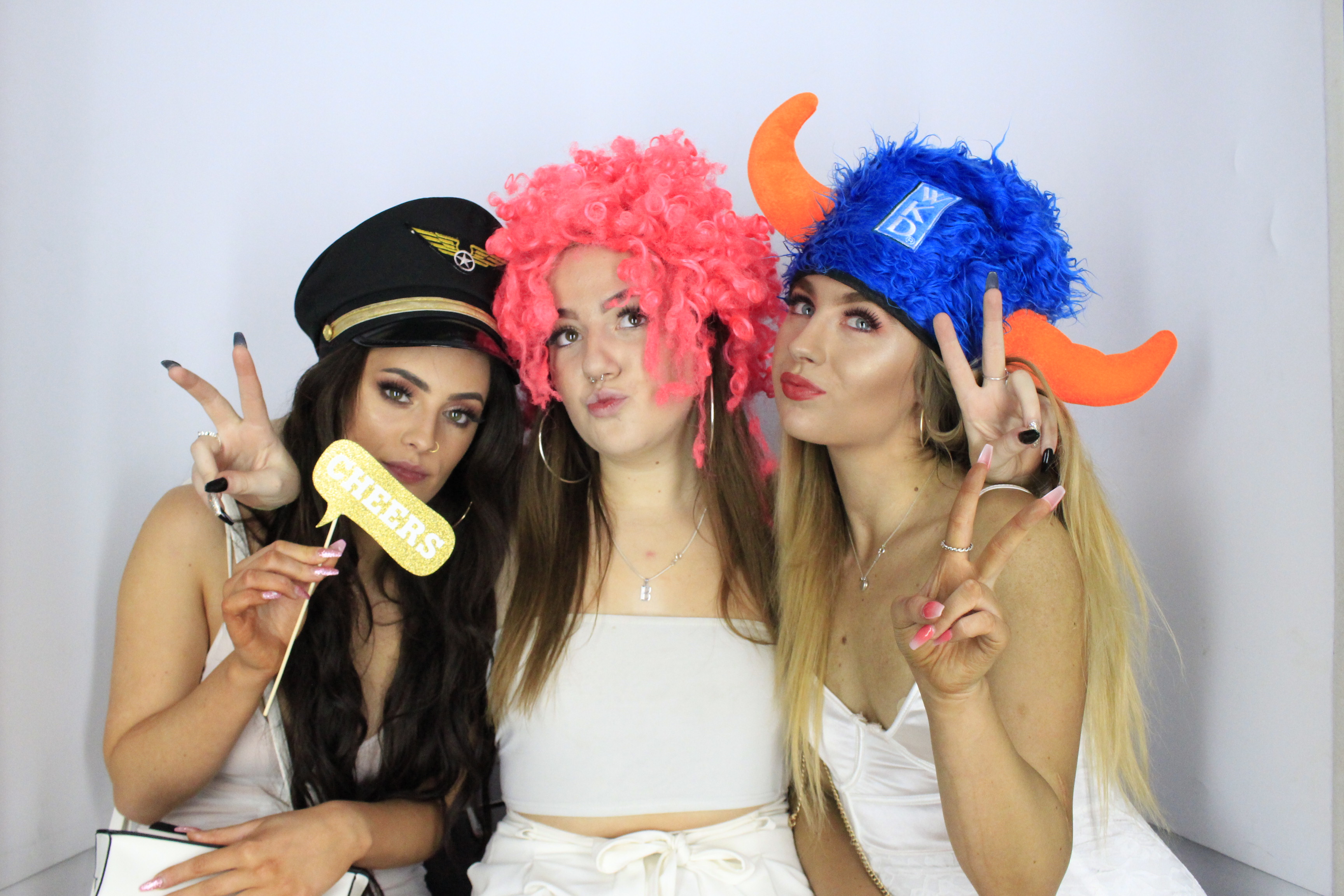 Issy & Alice's 18th Birthday Party | View more photos from the event at gallery.myphotoboothexperience.co.uk/u/MyPhotoBoothExperienceLtd/Issy-Alices-18th-Birthday-Party